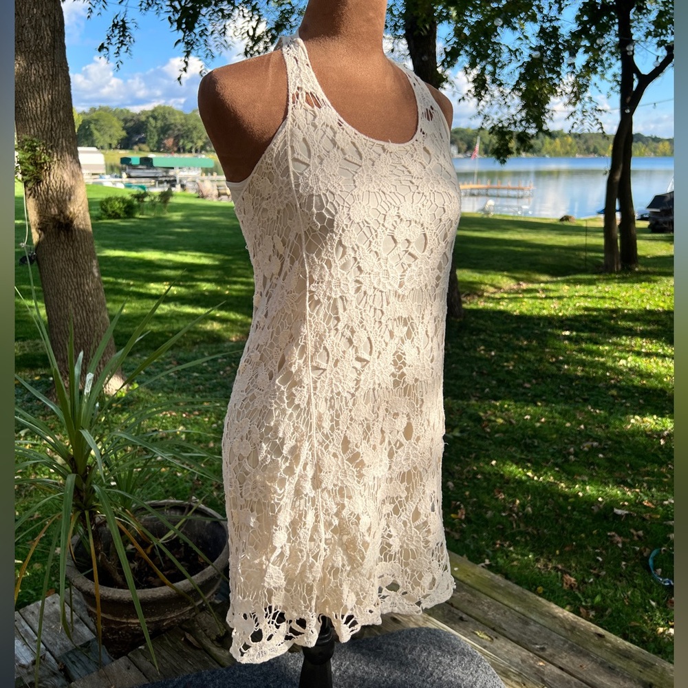 LC Lauren Conrad Off White Lace Detail Crochet Dress